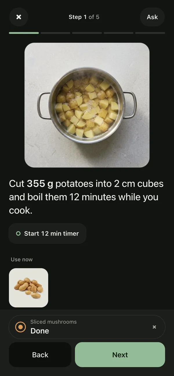 Cook mode, step 1 of 5: cut 355 g potatoes into 2 cm cubes and boil them 12 minutes, with a timer button.